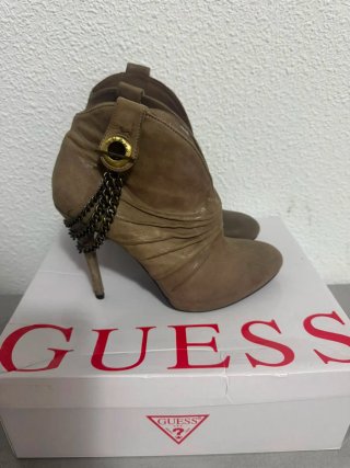 Botines Guess Talla 36 Tacón Dorado