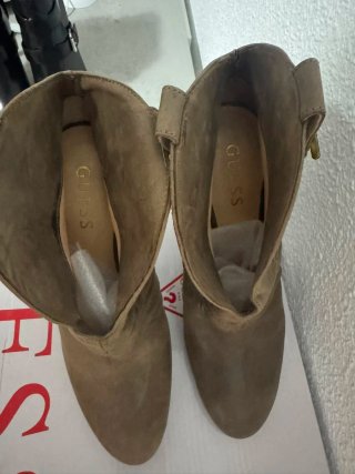Botines Guess Talla 36 Tacón Dorado