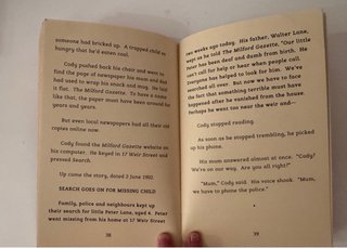 Anne Fine – Back on Weird Street (en inglés)