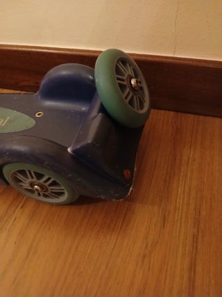 Patinete infantil azul y verde