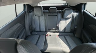 Peugeot 408 Puretech 130 Allure Pack EAT8 96 kW (130 CV)