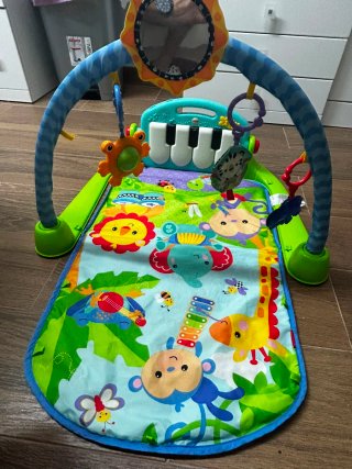 Manta de juego para bebé con piano