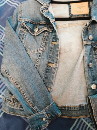 Chaqueta vaquera Stradivarius Talla S