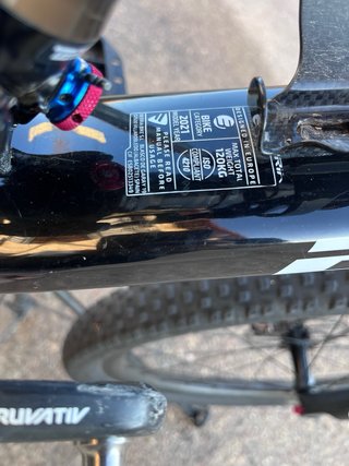 Berria Mako Carbono Talla S
