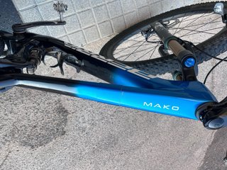 Berria Mako Carbono Talla S