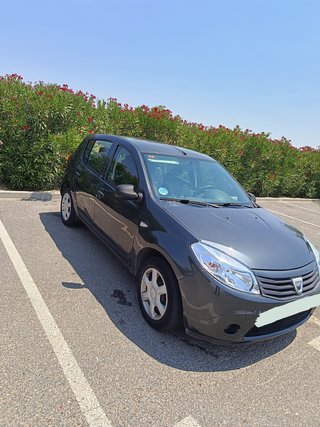 Dacia Sandero 2010