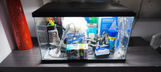 Acuario Ciano 60 con todo el equipamiento