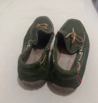 Mocasines verdes de verano