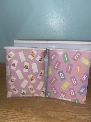 Lámpara luz LED blanca y rosa, 180 emojis 110 letr