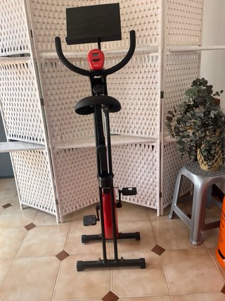 Bicicleta Estática Plegable Roja