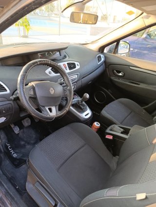 Renault Grand Scenic 2010
