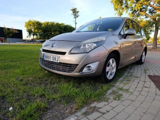 Renault Grand Scenic 2010