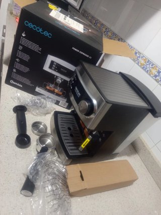 Cafetera Cecotec Power Espresso 20