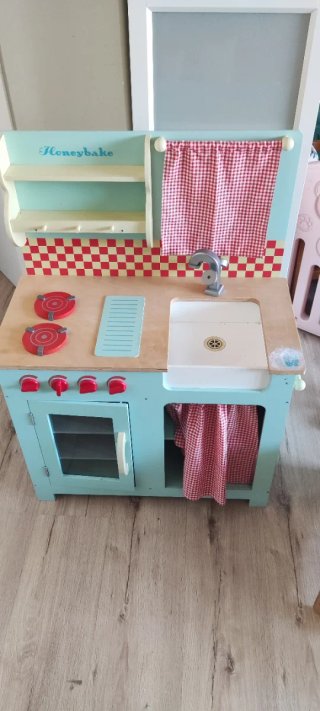 Cocinita de madera Honeybake