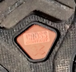 Zapatillas senderismo grises y rosas