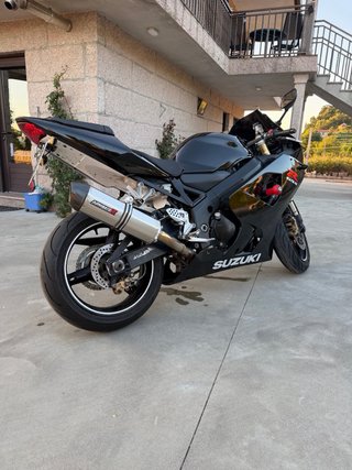 Suzuki GSXR 600 K4
