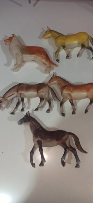 Lote de 5 figuras de animales de plástico