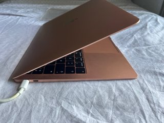 MacBook Air 13” (2018) Oro