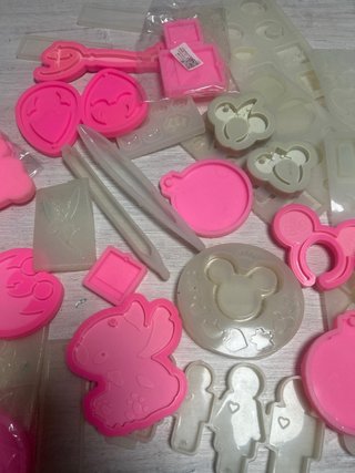 Moldes de silicona para resina nuevos y usados