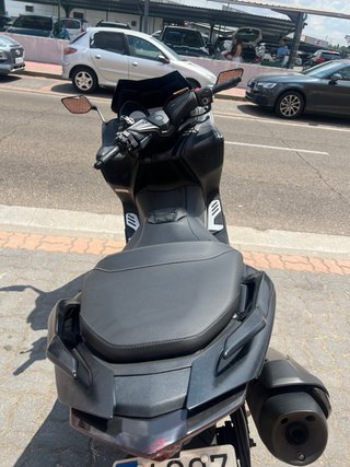 Yamaha TMAX 560 Negra