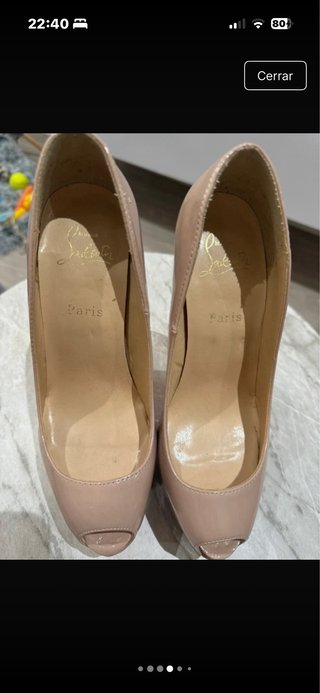 Zapatos Louboutin Beige Tacón Peep Toe