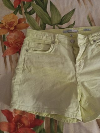 Pantalón corto vaquero verde/amarillo