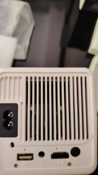 Proyector HY320 Android 11 4K