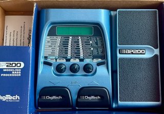 Pedalera Multiefectos Digitech BP200