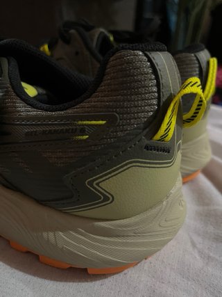 Zapatillas Asics Gel-Kanaku 6 Verde Naranja