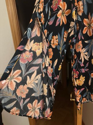 Pantalón estampado floral Pull&Bear