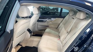 BMW SERIE 7 745e (2019)