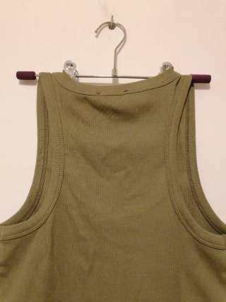 Camiseta Bershka tirantes tachuelas L