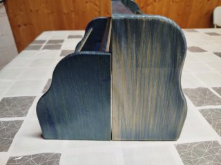 Portarrollos y especiero azul
