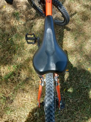 Bicicleta infantil naranja