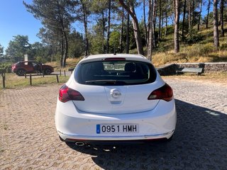 Opel Astra 1.4 Turbo