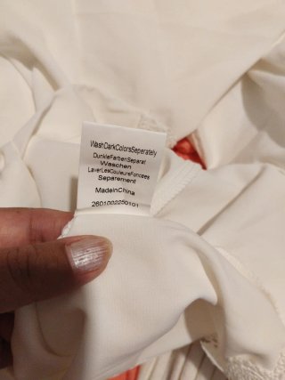 Blusa elegante blanca