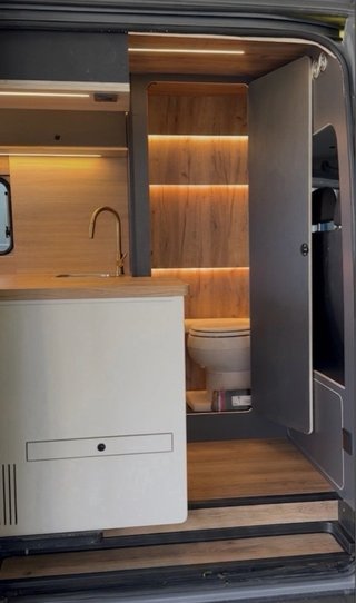 Autocaravana a estrenar (diseño exclusivo)