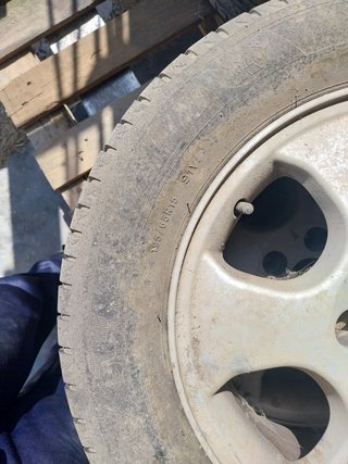 Neumáticos con Llantas