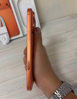 iPhone 17 Pro Max Naranja