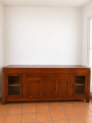 Aparador de madera maciza