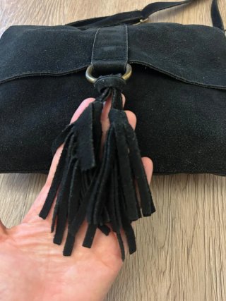 Bolso bandolera ante vintage negro