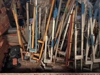 Liquidación de almacén completo de construcción