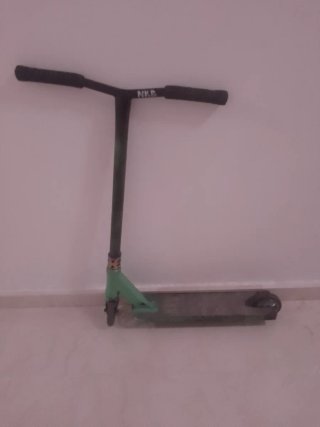 Patinete NKD Freestyle Verde + REGALO casco niño