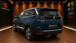 Peugeot 5008 2021