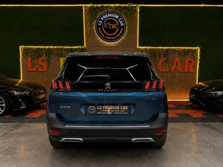 Peugeot 5008 2021