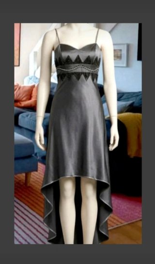 vestito elegante in raso e chiffon