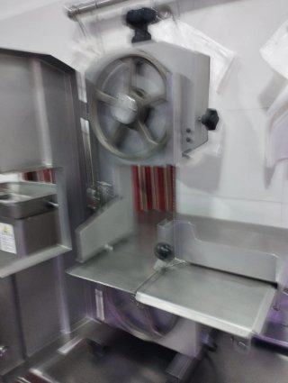 Maquina de cortar huesos de carne