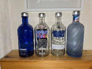 Lotto 4 bottiglie vodka Absolut
