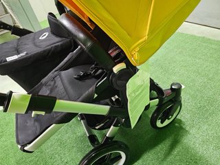 Bugaboo Donkey capotas nuevas amarillo