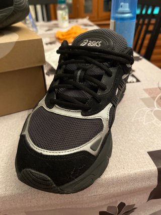 Asics Gel 2.0 Talla 42.5 Negras